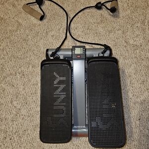 Compact Digital Stepper with Stretch Bands